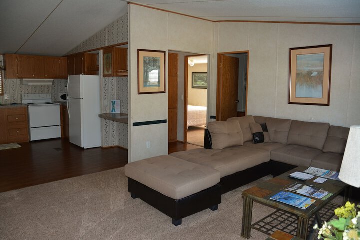 Camp Mack Lodge Marina & RV Resort