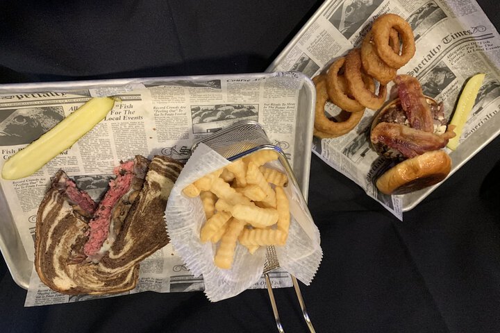 Dining 36 of 43