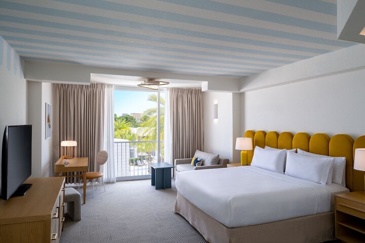 Room 21 of 71
