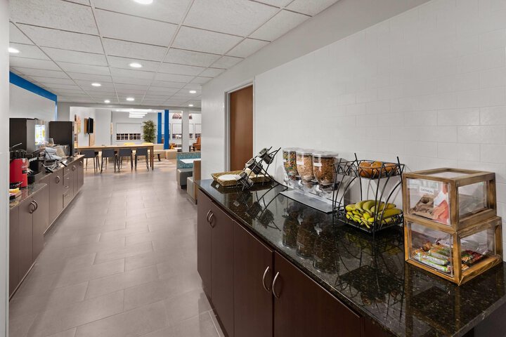 Microtel Inn & Suites by Wyndham Baton Rouge Airport