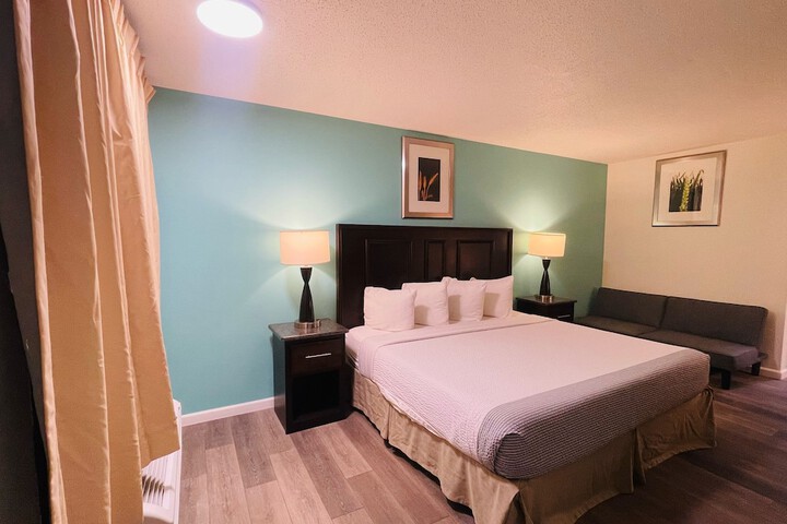 Sparta Inn