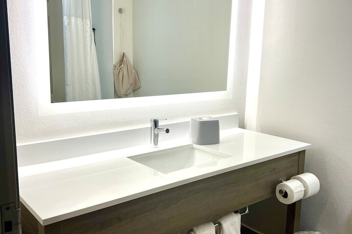 Holiday Inn Express Madison by IHG