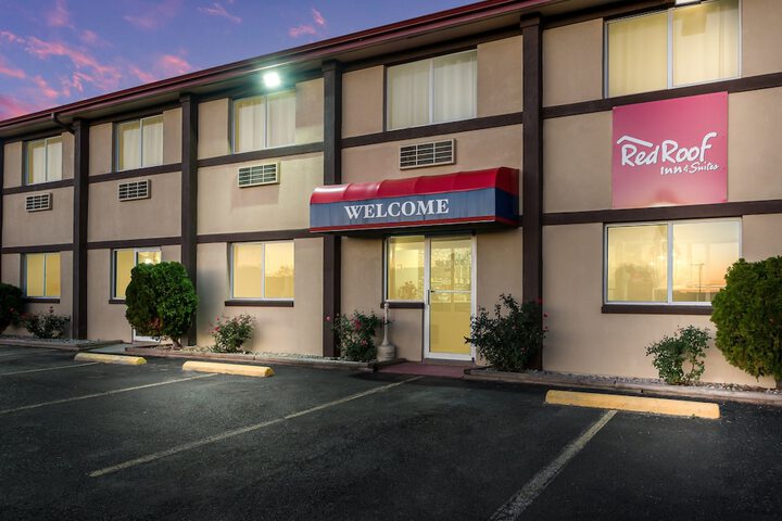 Hotel 4 of 32