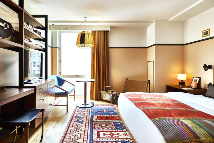 Room 28 of 88