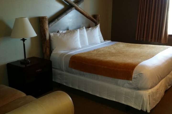 Room 15 of 29