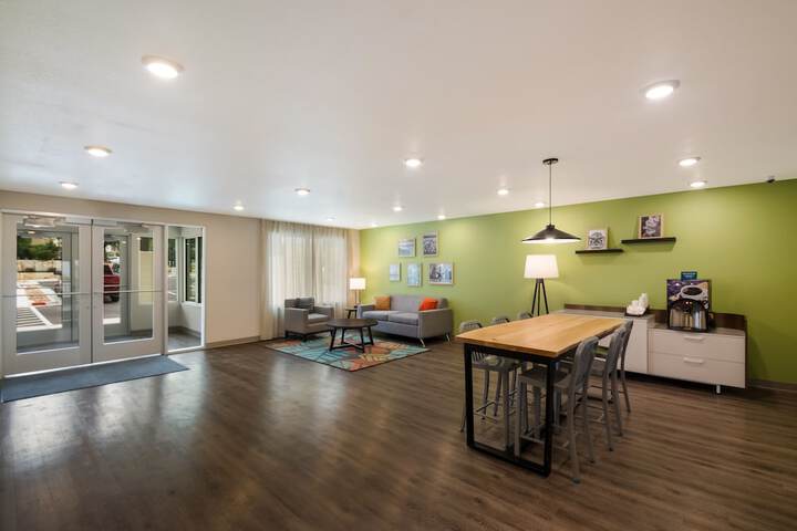 Hotel Interior 8 of 24