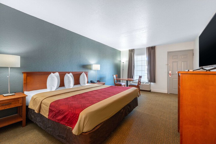 Room 22 of 29