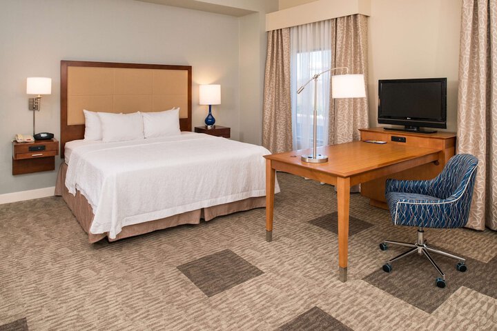 Room 33 of 52