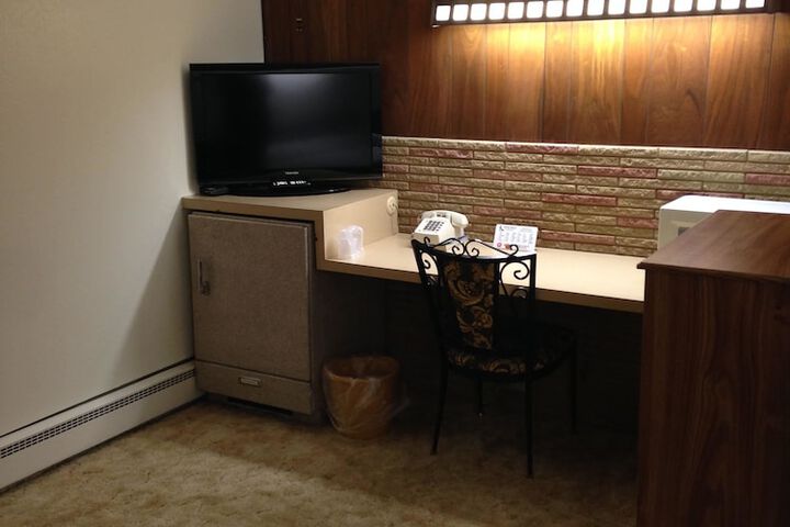 Room 63 of 81
