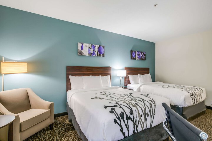 Room 12 of 34