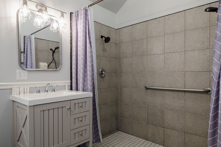 Hounds Tooth Inn