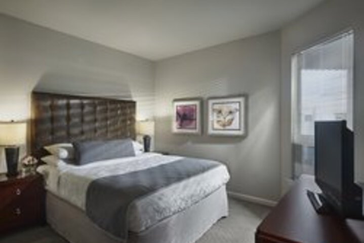 Room 28 of 52