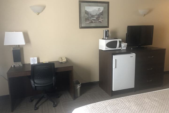 Room 27 of 49