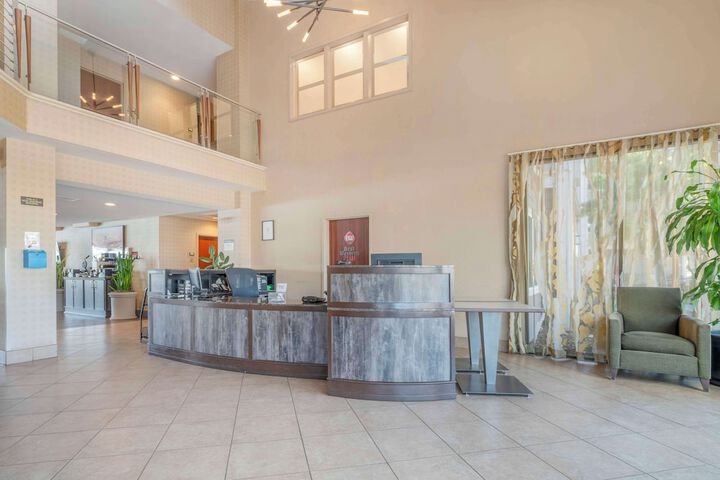 Best Western Plus Bayside Hotel