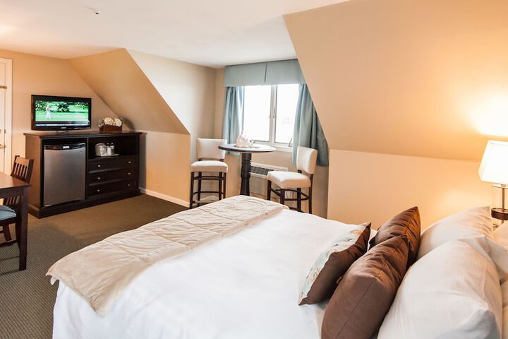 Room 21 of 36