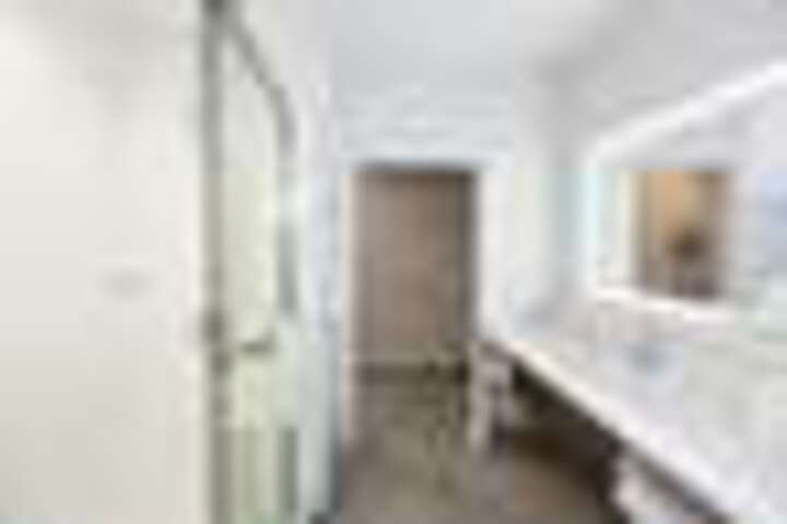 Room 170 of 200
