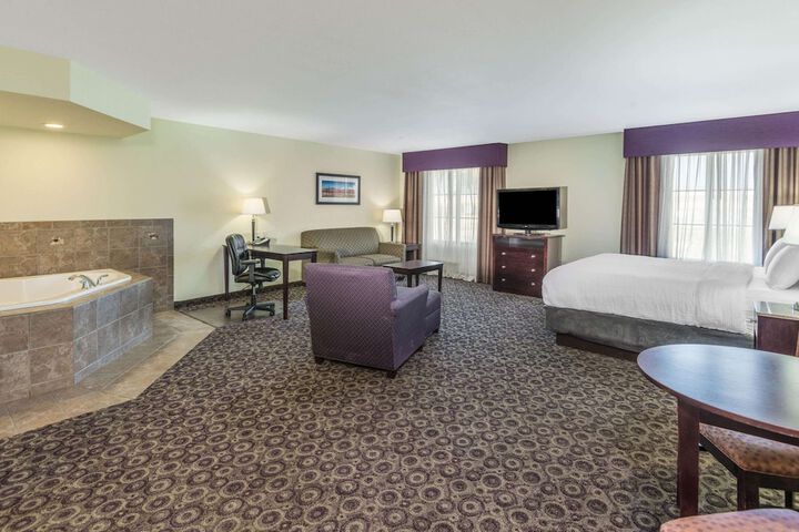 Room 18 of 39