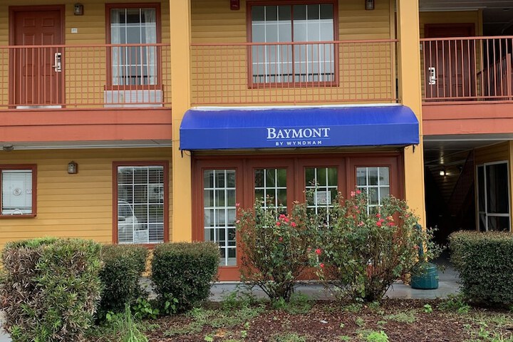 Hotel 4 of 44