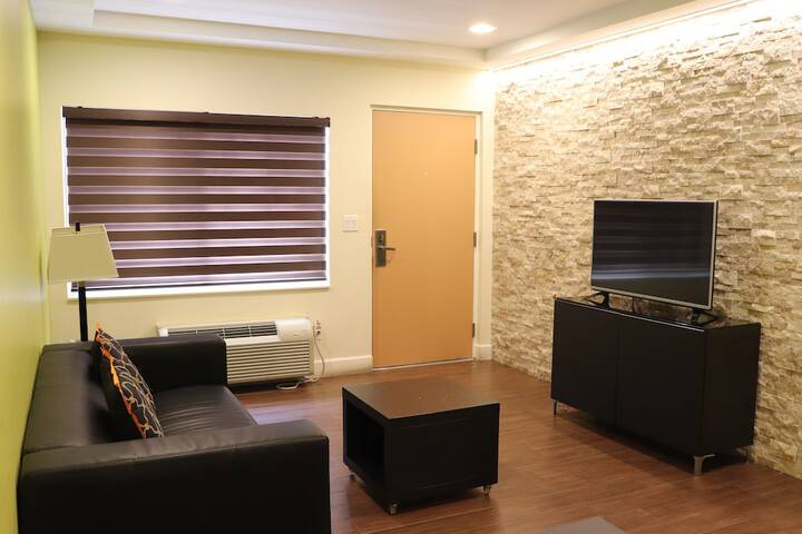 Room 36 of 41