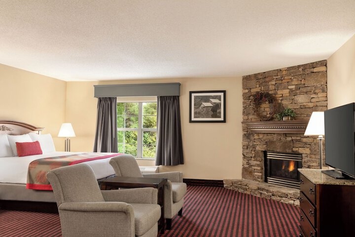 Ramada by Wyndham Pigeon Forge North