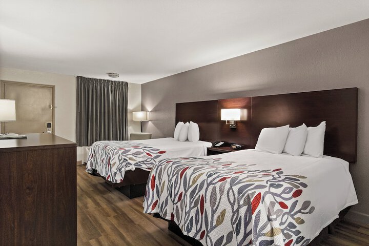 Room 9 of 26