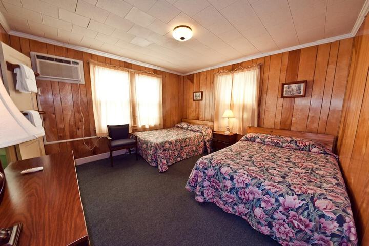 Room 43 of 63
