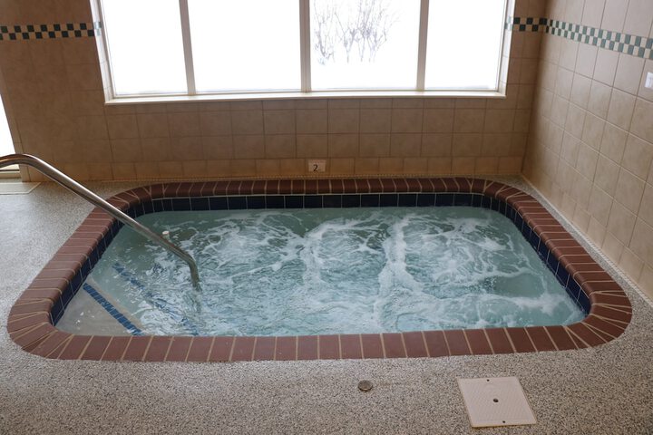 Spa 143 of 145