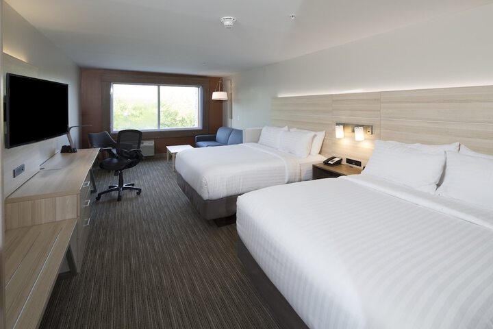 Holiday Inn Express Hotel & Suites Bay City by IHG