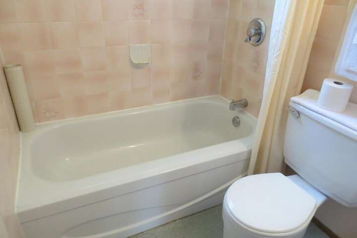 Room 15 of 21