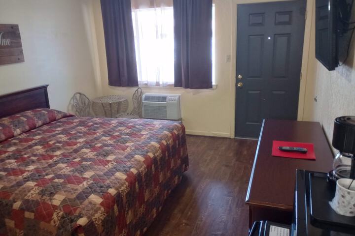 Room 20 of 42