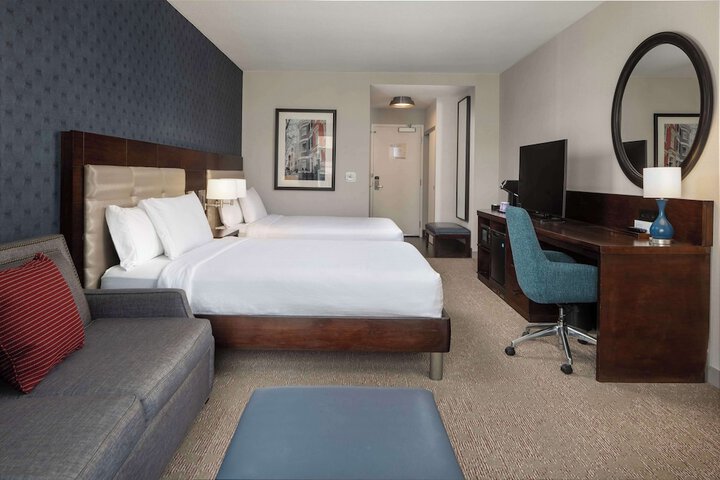 Room 17 of 44