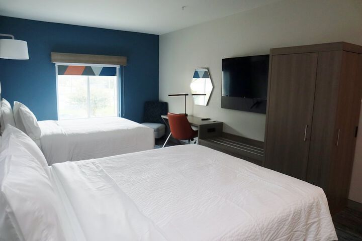 Room 20 of 32