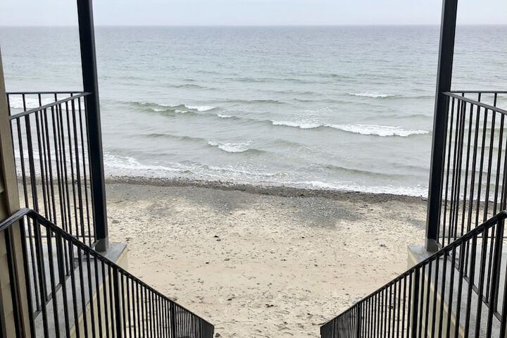 Atlantic Oceanfront Hotel