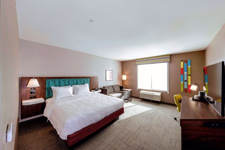 Room 9 of 24