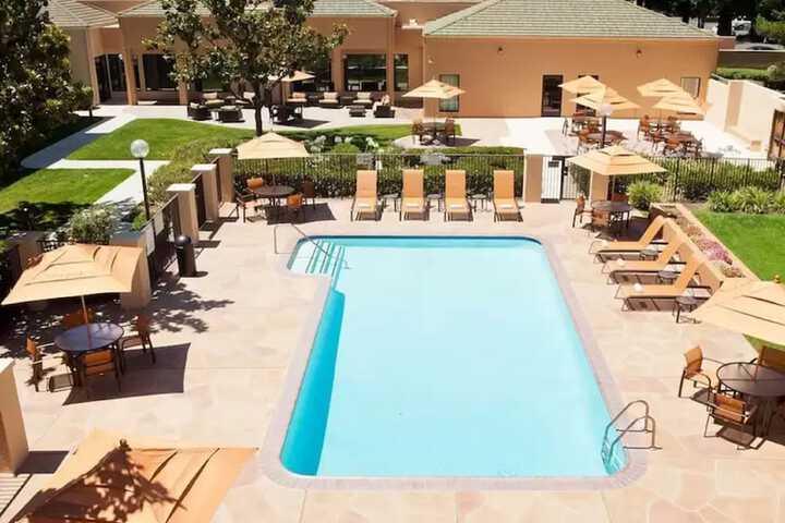 Pool 5 of 27