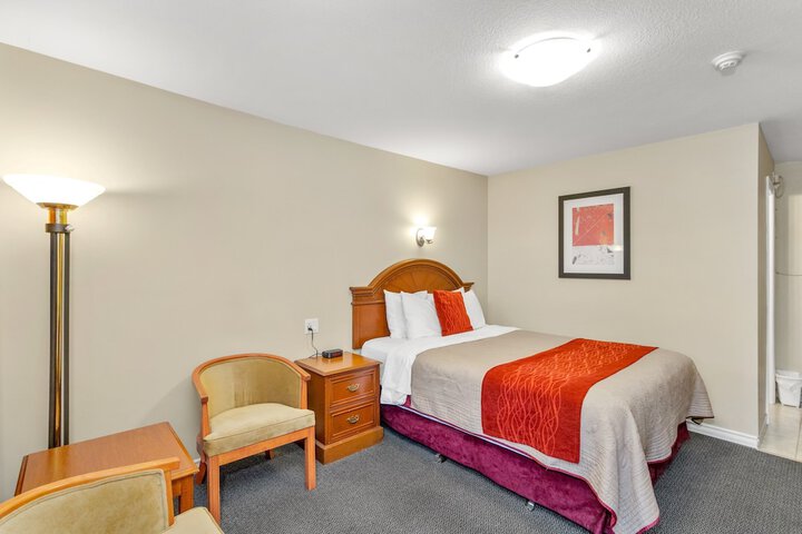Room 14 of 38
