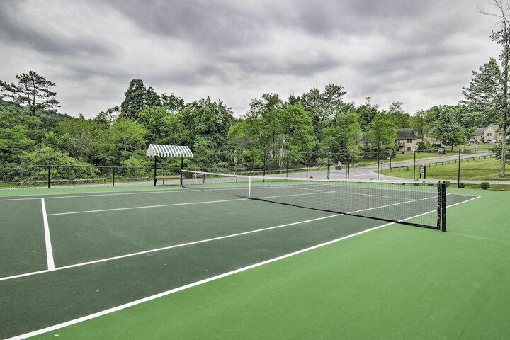 Spacious Mercersburg Home at Whitetail Resort