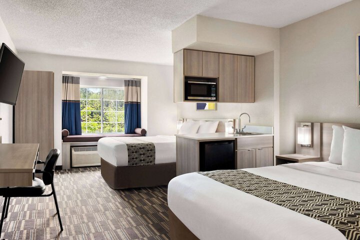 Microtel Inn & Suites by Wyndham Florence / Cincinnati Airport