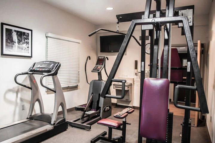 Wingate by Wyndham Bel Air I-95 Exit 77A / APG Area