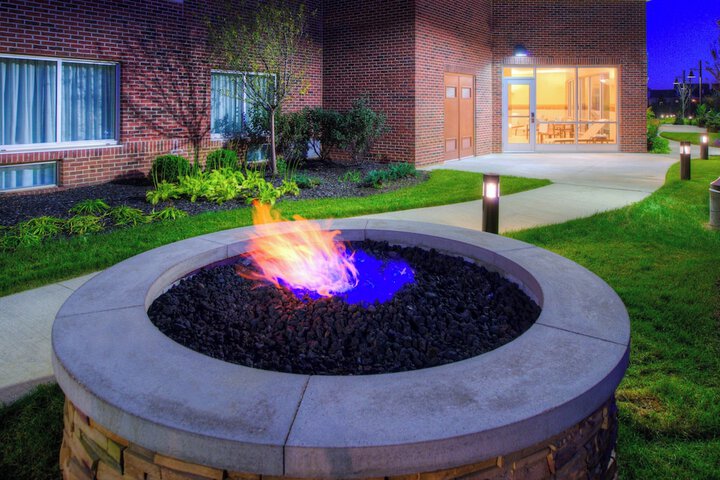 Courtyard by Marriott Columbus Grove City