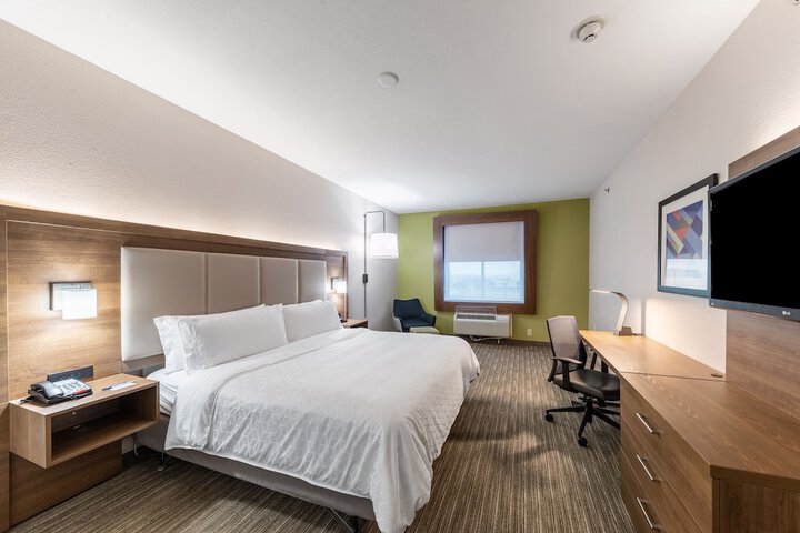 Holiday Inn Express & Suites Fort Worth - Fossil Creek by IHG