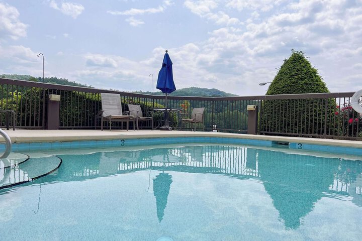 Pool 5 of 40