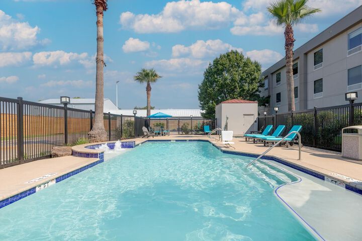 Hampton Inn Houston Deer Park Ship Area