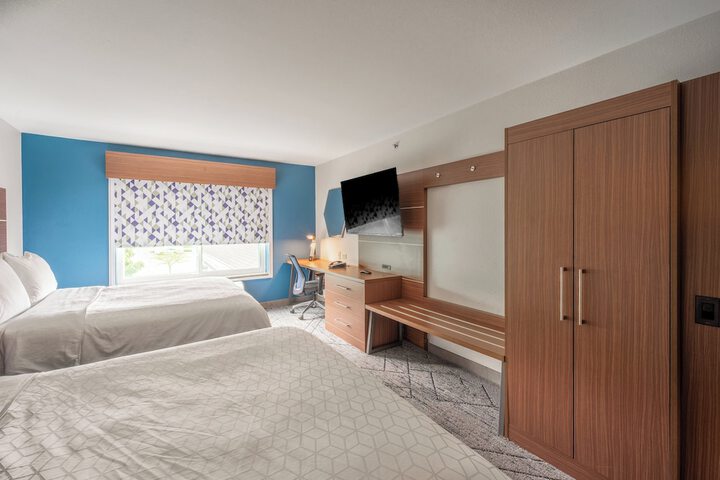 Holiday Inn Express Hotel & Suites a Lake Zurich-Barrington by IHG