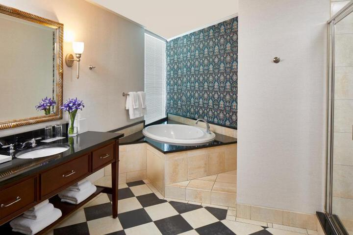The Battle House Renaissance Mobile Hotel & Spa