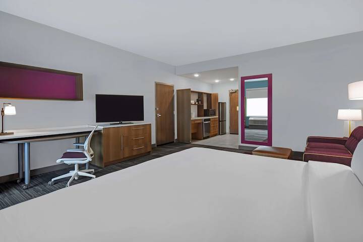 Room 36 of 53