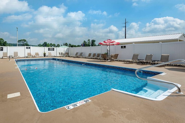Pool 7 of 26
