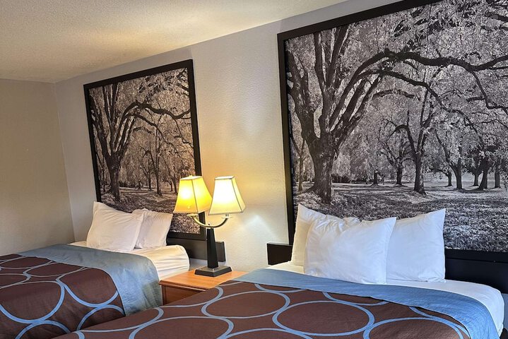 Room 42 of 50
