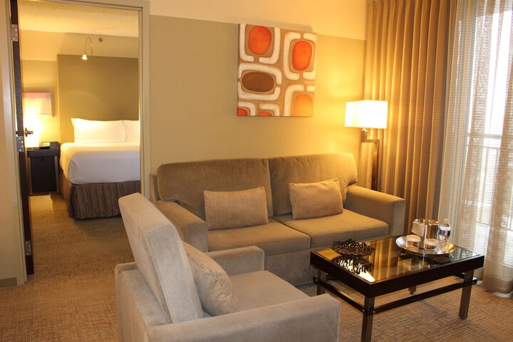 Room 17 of 60