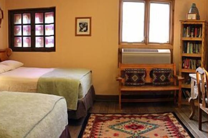 La Posada Hotel